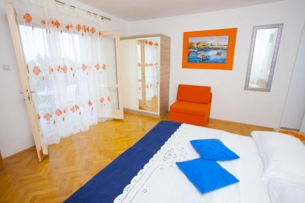 Apartments Ratko Tučepi 部屋 写真