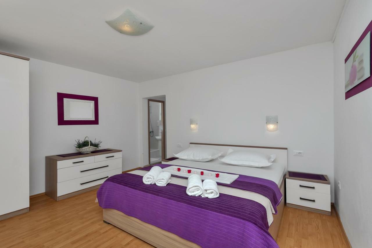 Apartments Ratko Tučepi エクステリア 写真