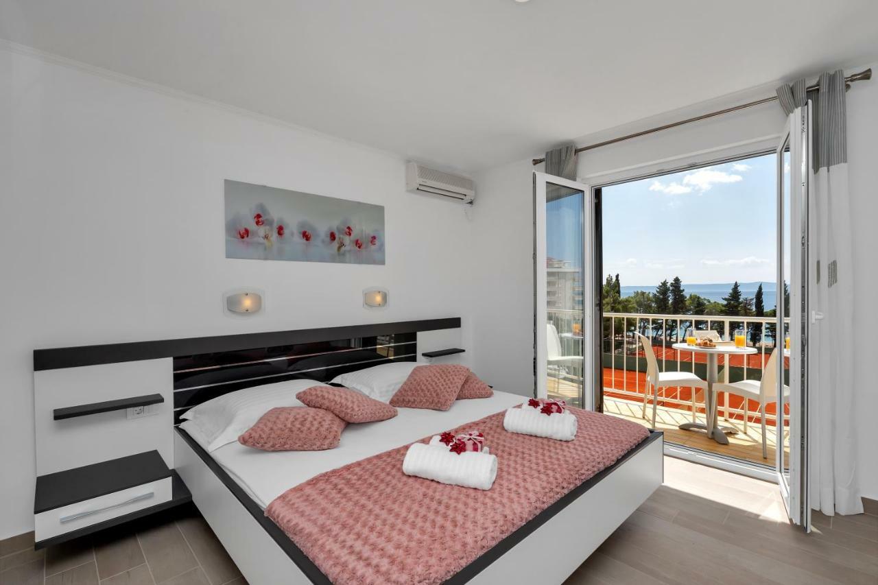 Apartments Ratko Tučepi エクステリア 写真